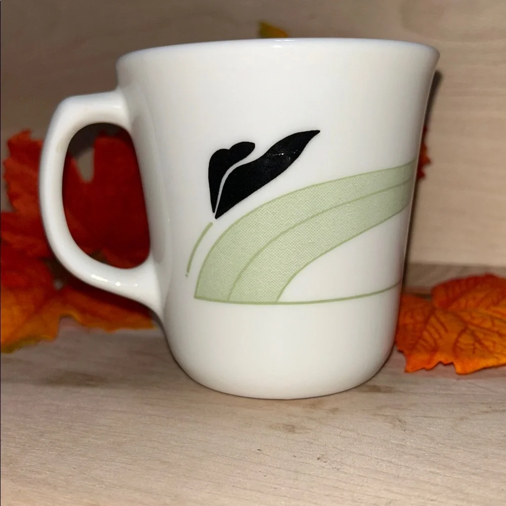 BLACK ORCHID by Corningware set of 4 Coffee Cup Mug and 2 salad plate - Picture 2 of 6